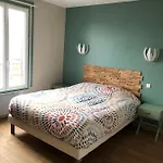 Les Jardins D Et Sa Terrasse Privative 翁弗勒尔