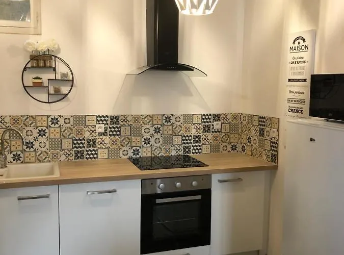 Les Jardins D Et Sa Terrasse Privative Apartment *